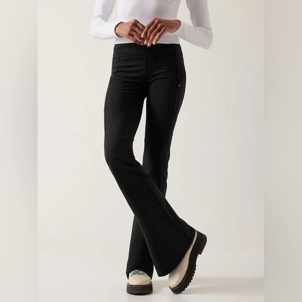 💙Athleta Rainier Bootcut Pant Leggings Black Large